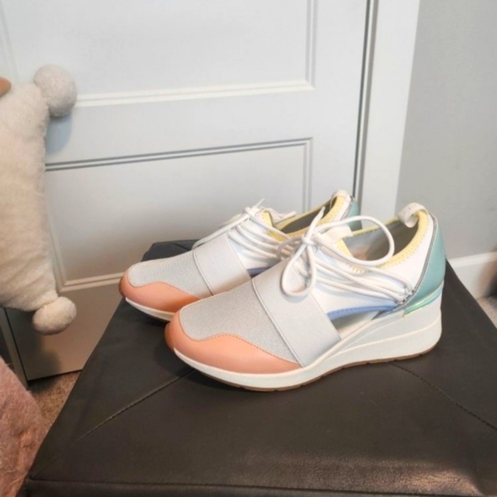 Women's Pastel Wedge heel Sneakers